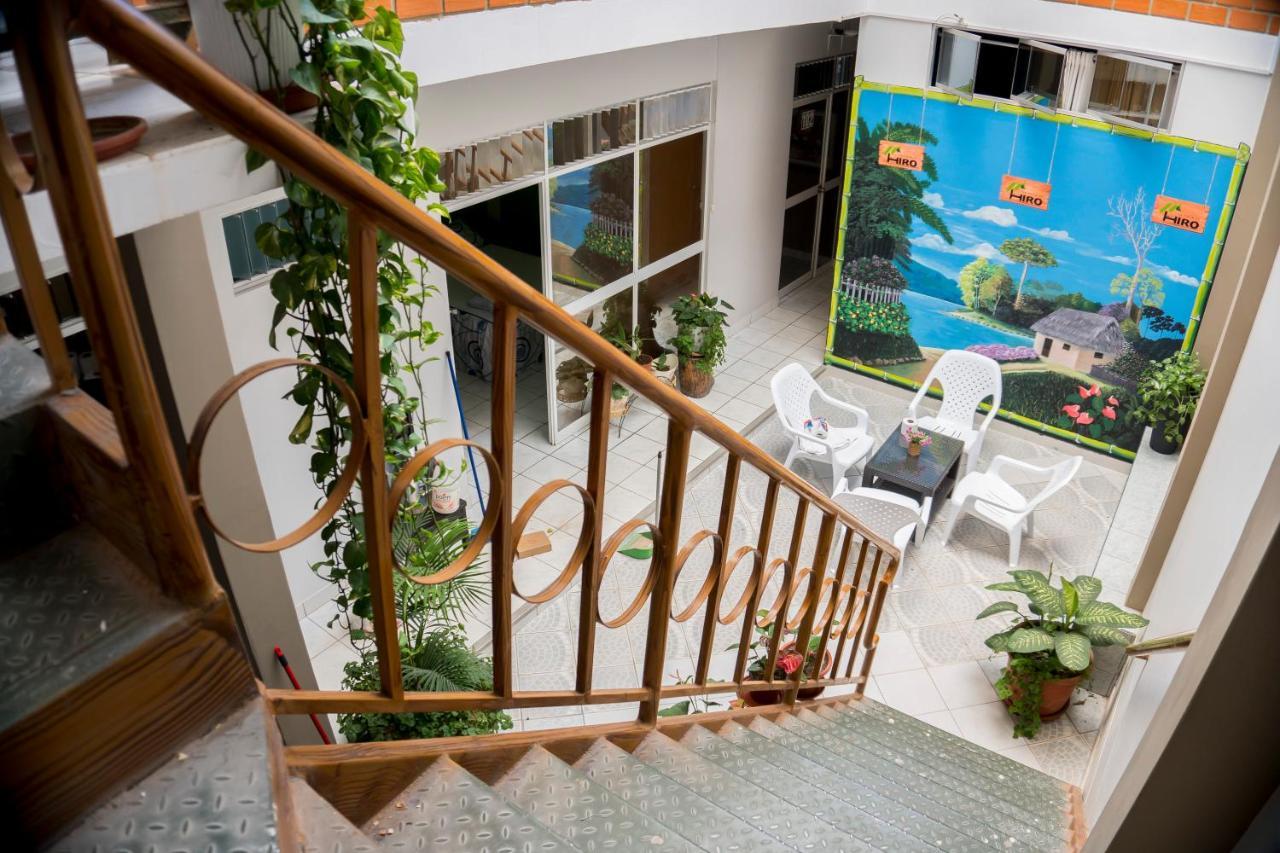 La Casa De Hiro Hotel Tarapoto Bagian luar foto